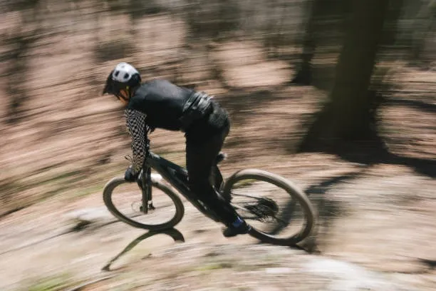 Riding Carbon MTB Wheels Riding Carbon MTB Wheels